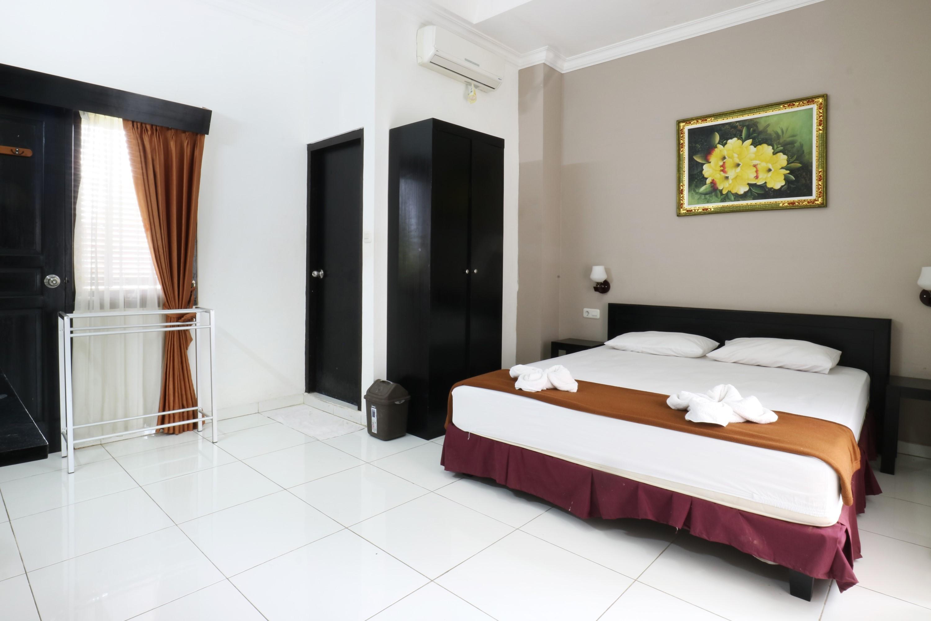 Wisma tamu Warapsari Kuta 2*